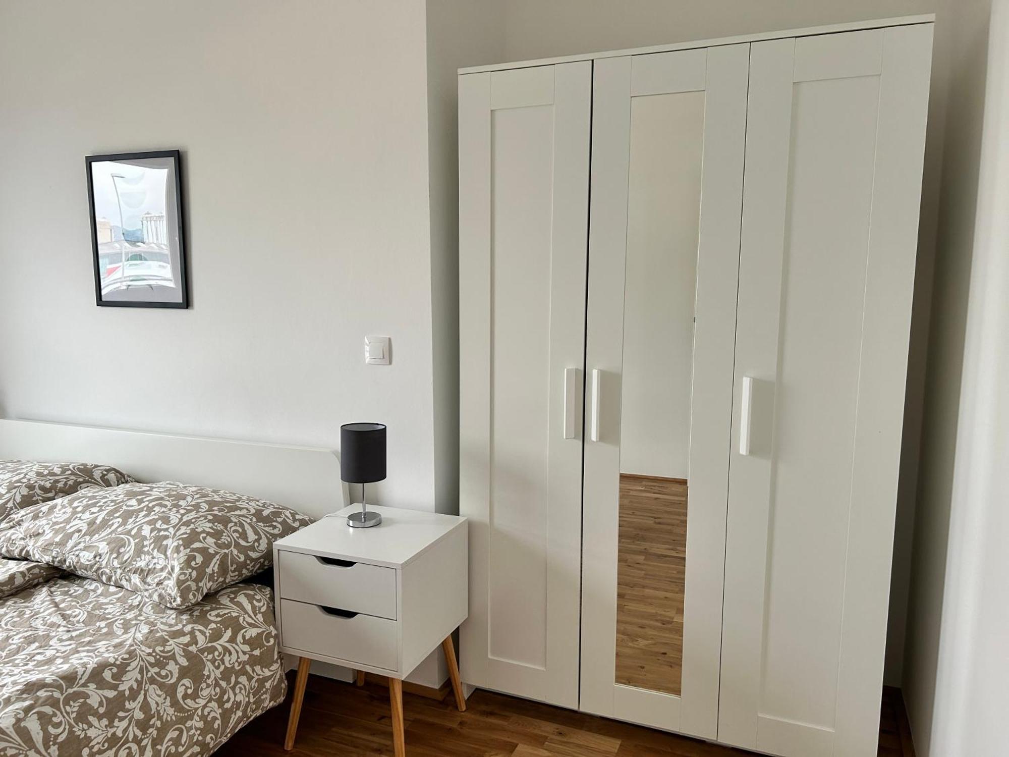 Modern Apartment With Balcony & Free Parking - Nearby Metro Wien Exteriör bild
