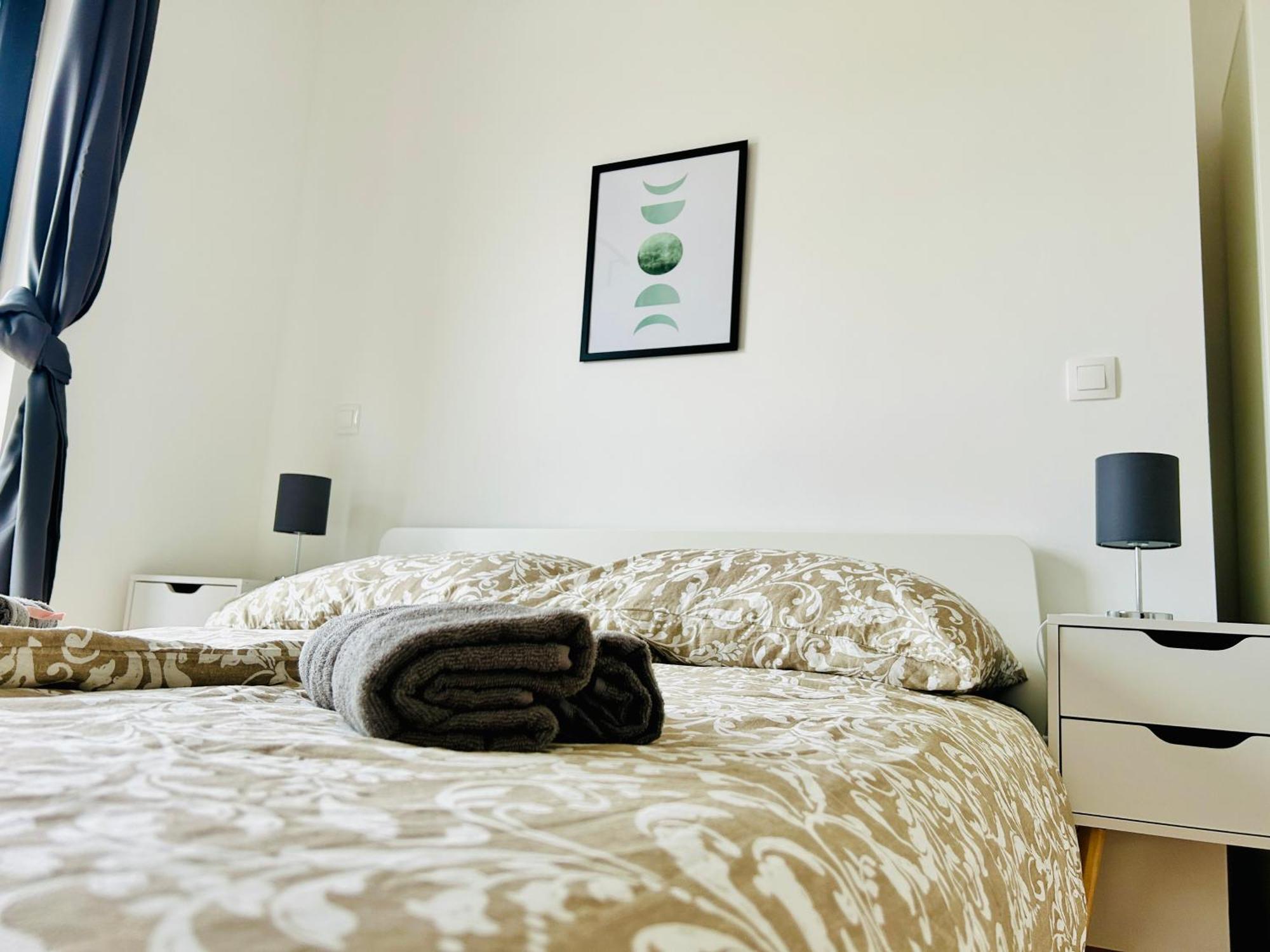 Modern Apartment With Balcony & Free Parking - Nearby Metro Wien Exteriör bild