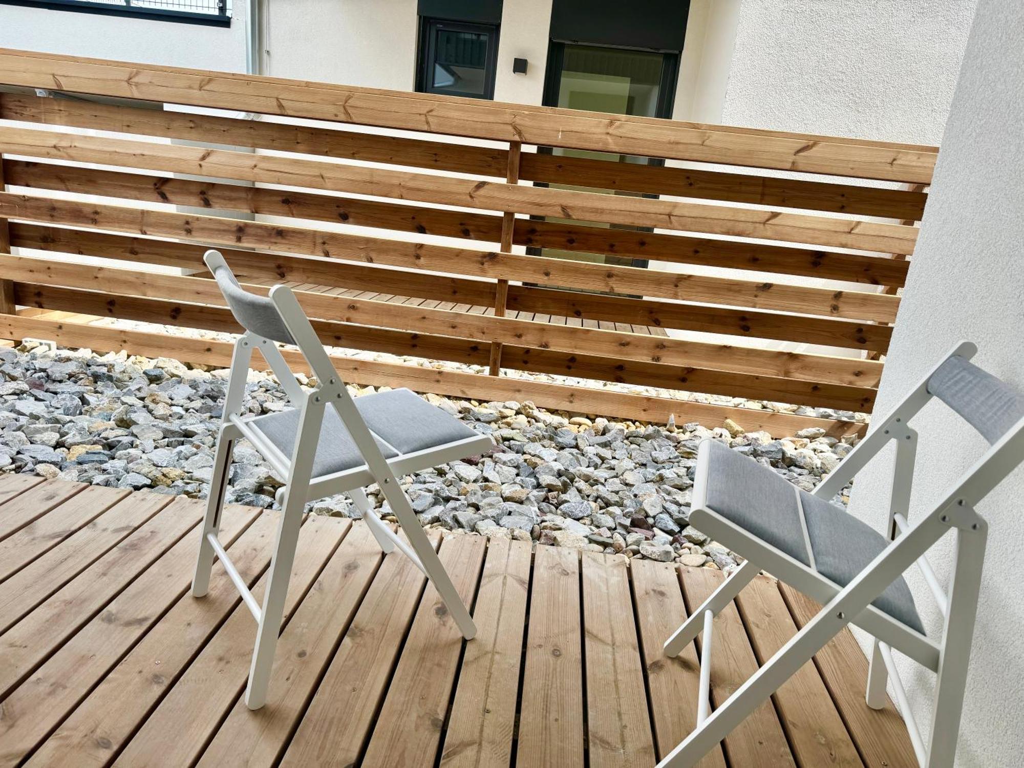 Modern Apartment With Balcony & Free Parking - Nearby Metro Wien Exteriör bild